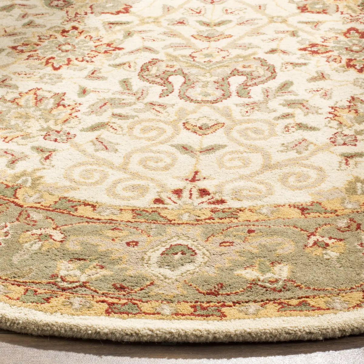 Safavieh Antiquity 6'-0" x 6'-0" Rug in Ivory