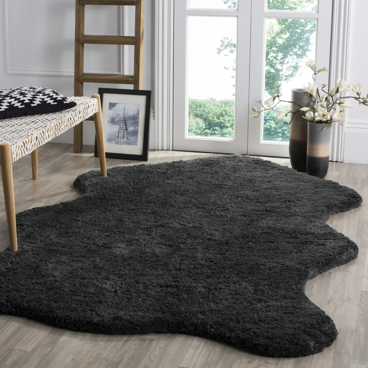 Safavieh Sheep Shag 4'-0" x 6'-0" Rug in Charcoal