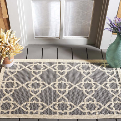 Safavieh Courtyard 2'-0" x 3'-7" Rug in Grey / Beige