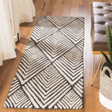 Safavieh Micro-Loop 2'-3" x 7'-0" Rug in Charcoal / Ivory