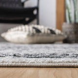 Safavieh Tulum 4'-0" x 6'-0" Rug in Ivory / Black