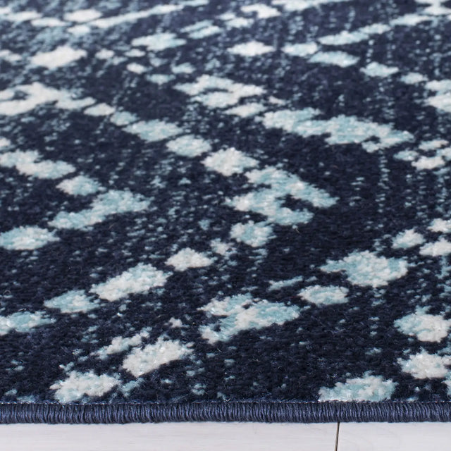 Safavieh Adirondack 4'-0" x 6'-0" Rug in Navy / Ivory