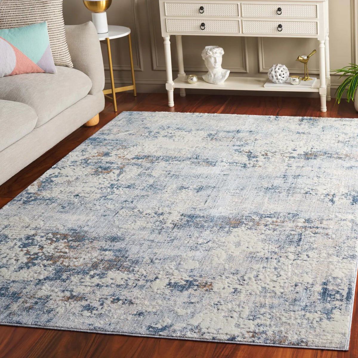 Safavieh Serena 200 5'-3" x 7'-6" Rug in Grey / Ivory Blue