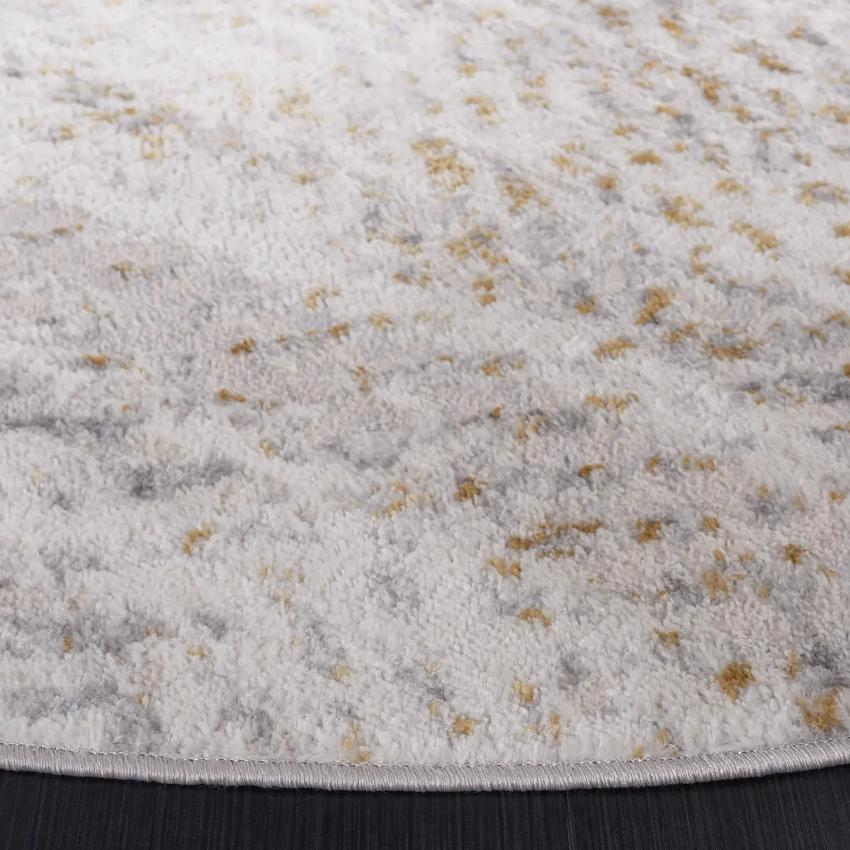 Safavieh Palma 6'-7" x 6'-7" Rug in Beige / Light Grey