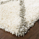 Oriental Weavers Henderson 090W9 Ivory/ Grey Rug - corner detail