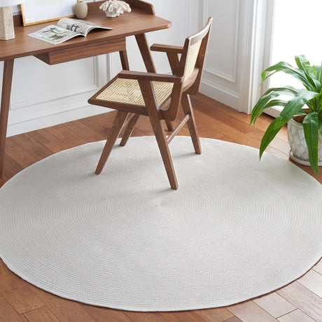 Safavieh Braided 5'-0" x 5'-0" Rug in White