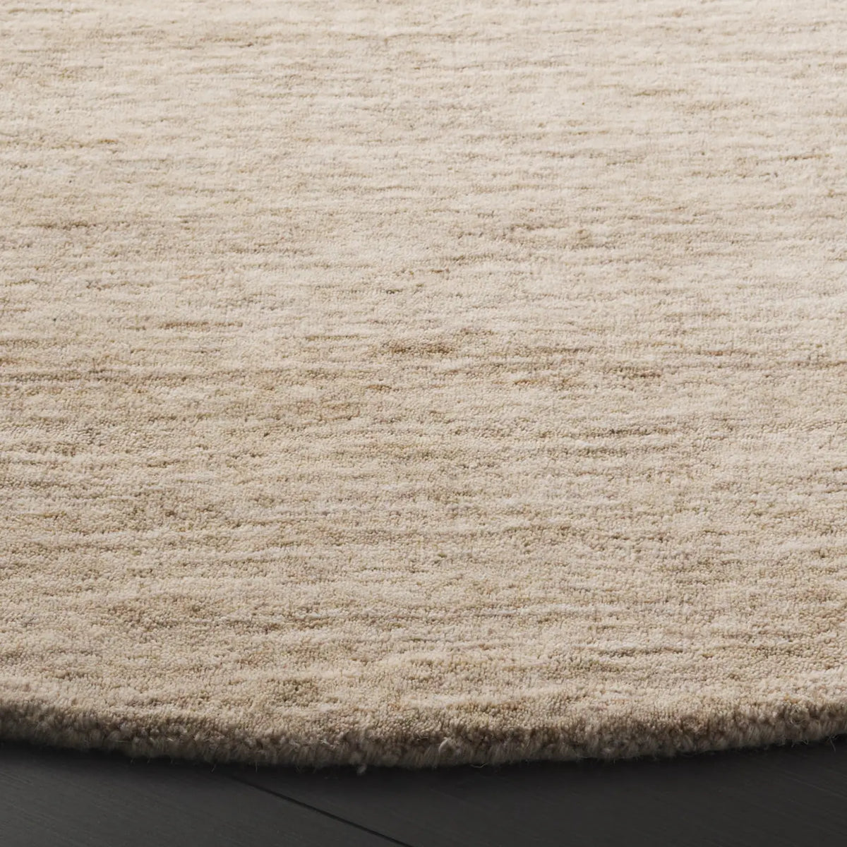 Safavieh Himalaya 6'-0" x 6'-0" Rug in Beige