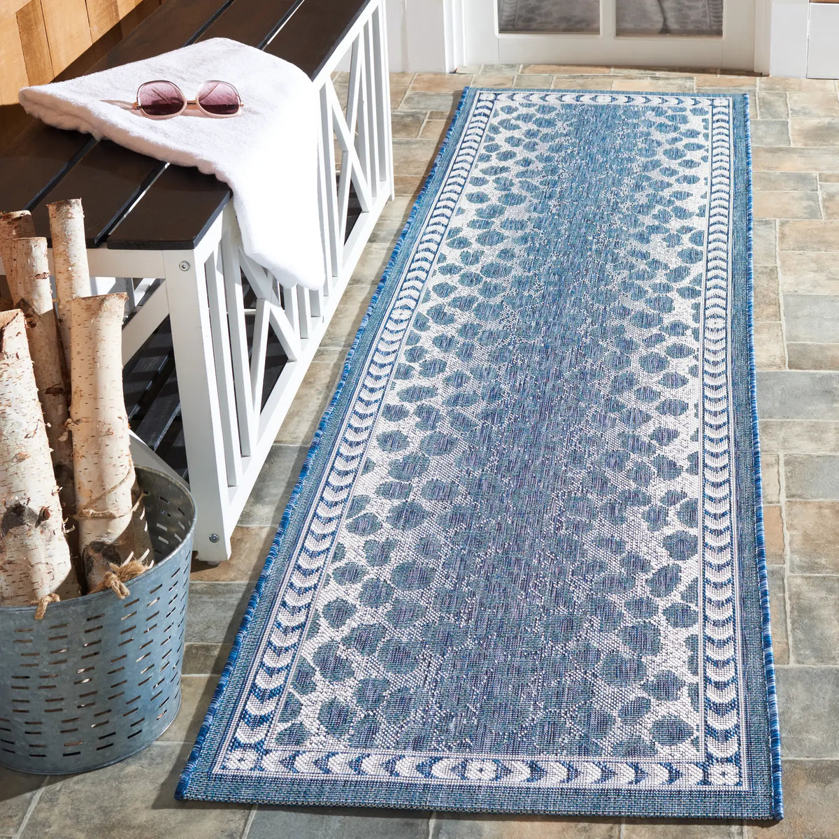 Safavieh Courtyard 2'-3" x 8'-0" Rug in Blue / Ivory