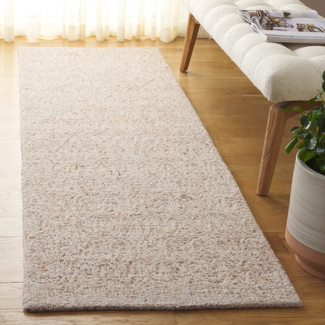 Safavieh Pine 2'-3" x 8'-0" Rug in Beige