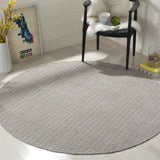 Safavieh Montauk 6'-0" x 6'-0" Rug in Ivory / Grey