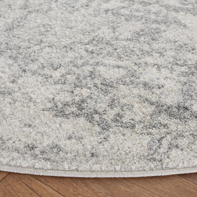 Safavieh Madison 10'-0" x 10'-0" Rug in Silver / Ivory