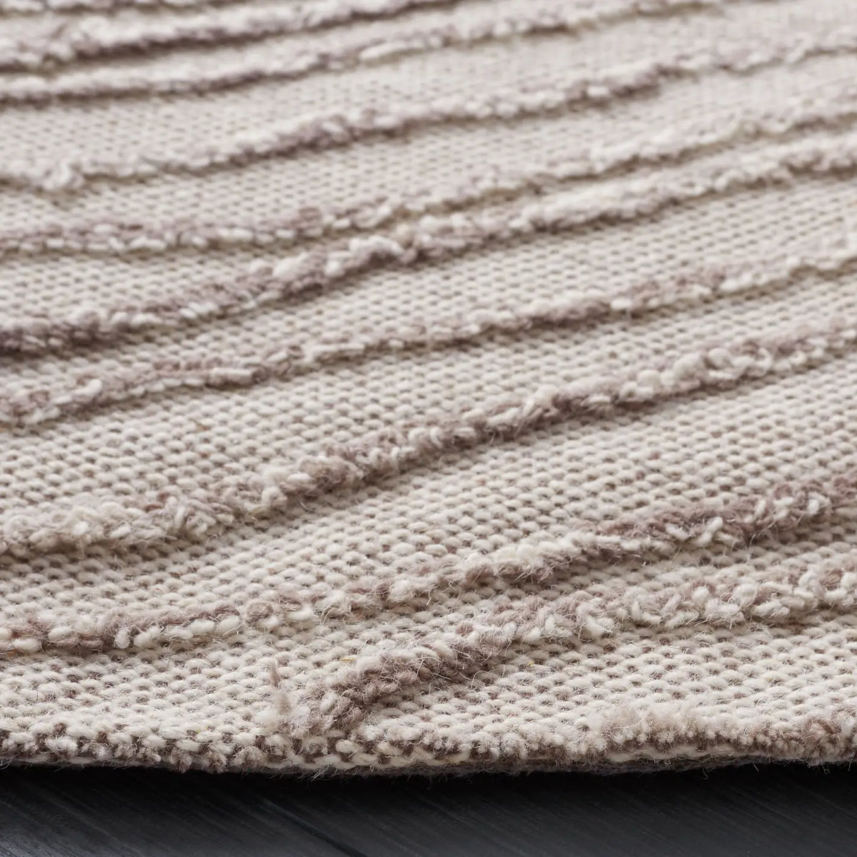 Safavieh Trace 6'-0" x 6'-0" Rug in Brown / Ivory