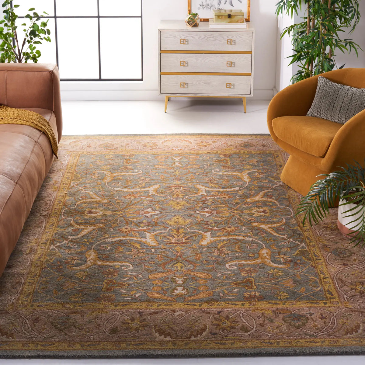 Safavieh Heritage 9'-6" x 13'-6" Rug in Blue / Beige