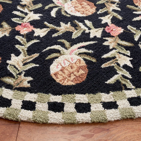 Safavieh Chelsea 5'-6" x 5'-6" Rug in Black / Ivory