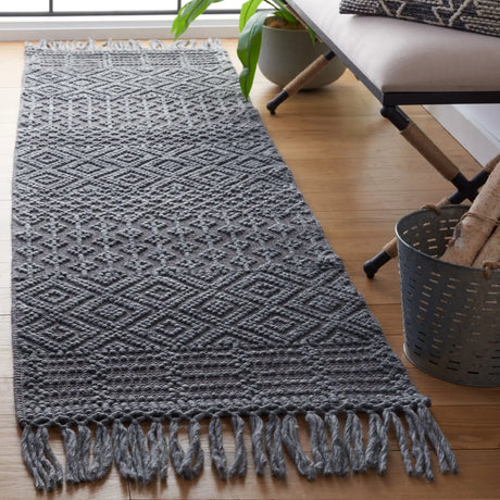 Safavieh Casablanca 2'-3" x 8'-0" Rug in Dark Grey
