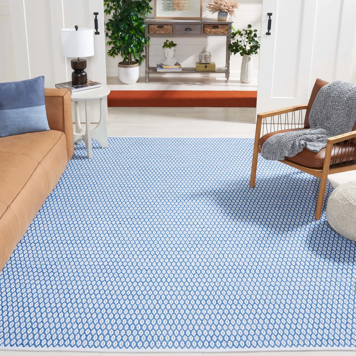 Safavieh Montauk 10'-0" x 14'-0" Rug in Blue / Ivory