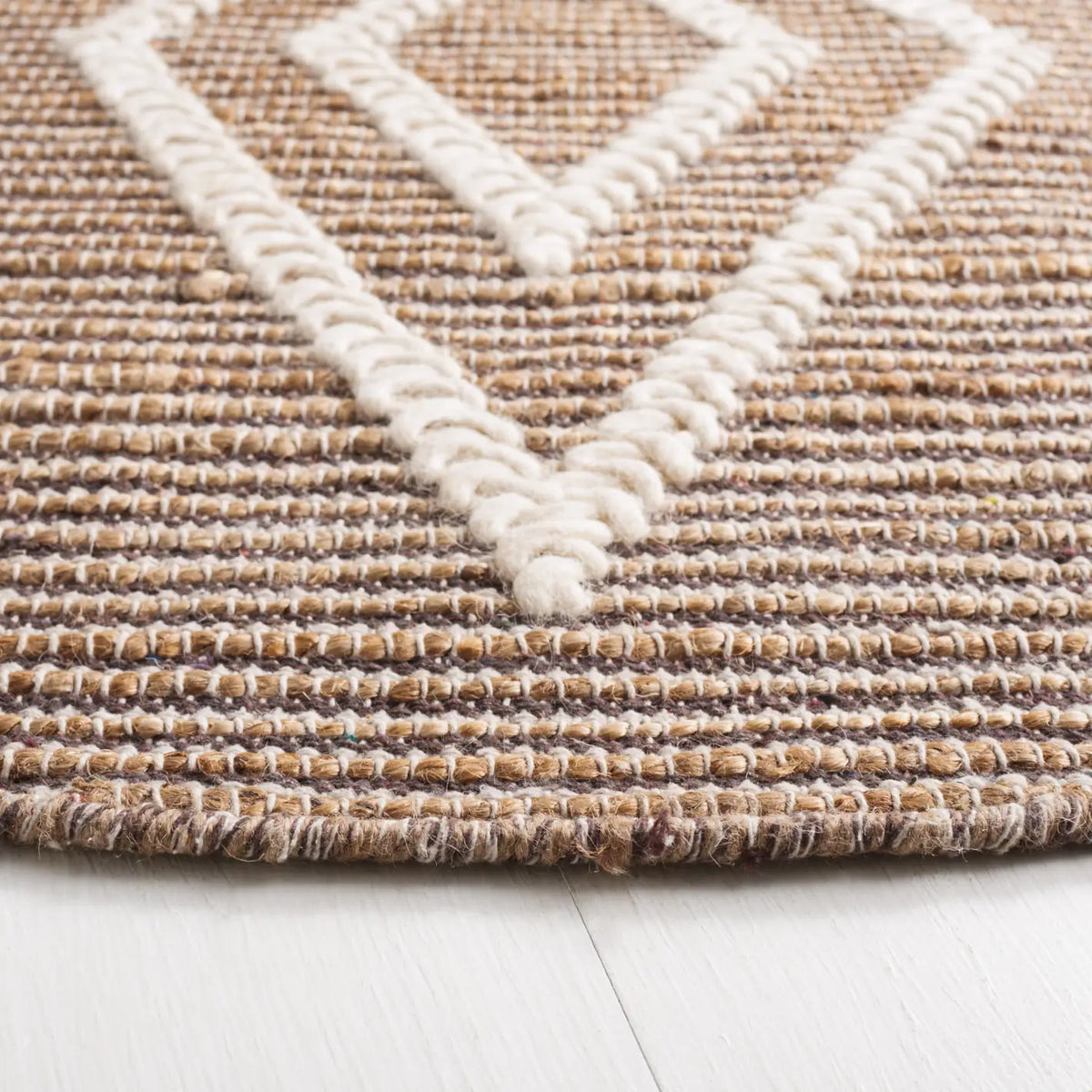 Safavieh Natural Fiber 6'-0" x 6'-0" Rug in Natural / Ivory