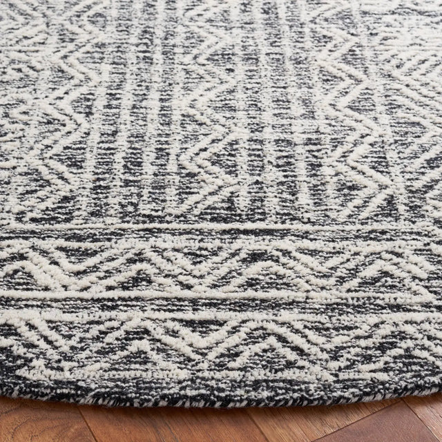 Safavieh Abstract 6'-0" x 6'-0" Rug in Black / Ivory