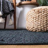 Safavieh Vintage Leather 4'-0" x 6'-0" Rug in Black