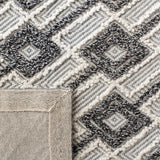 Safavieh Trace 4'-0" x 6'-0" Rug in Grey / Beige