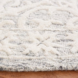 Safavieh Metro 6'-0" x 6'-0" Rug in Silver / Ivory