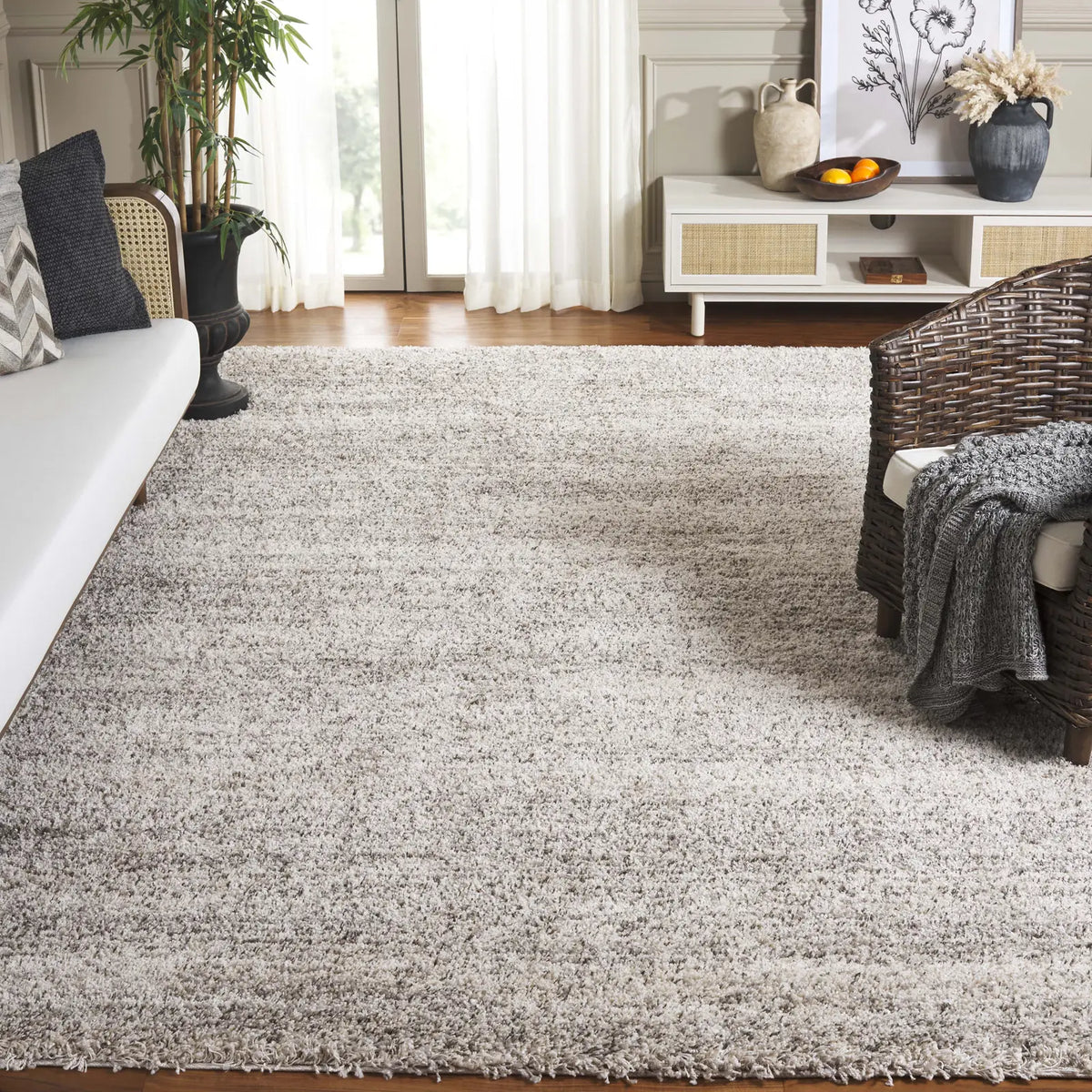 Safavieh Hudson Shag 10'-0" x 14'-0" Rug in Ivory / Grey