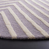 Safavieh Cambridge 6'-0" x 6'-0" Rug in Silver / Ivory