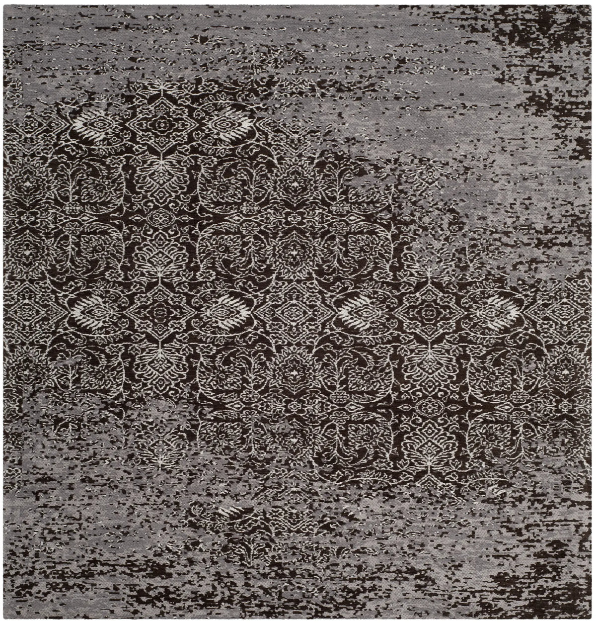 Safavieh Classic Vintage 6'-0" x 6'-0" Rug in Silver / Brown
