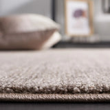 Safavieh Lasa 4'-0" x 6'-0" Rug in Grey