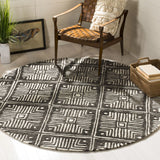 Safavieh Cambridge 6'-0" x 6'-0" Rug in Ivory / Charcoal