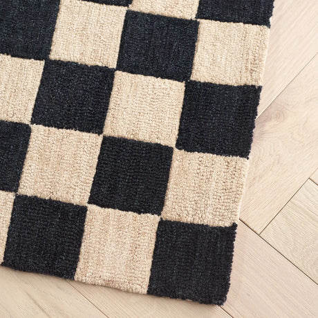 Safavieh Martha Stewart 4'-0" x 6'-0" Rug in Black / Beige