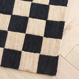 Safavieh Martha Stewart 6'-0" x 9'-0" Rug in Black / Beige