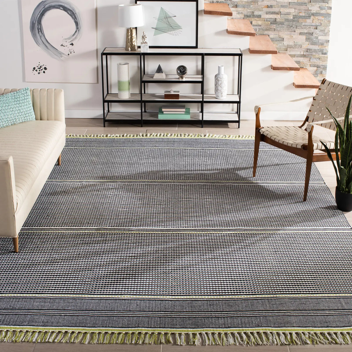 Safavieh Montauk 8'-0" x 10'-0" Rug in Lime / Multi