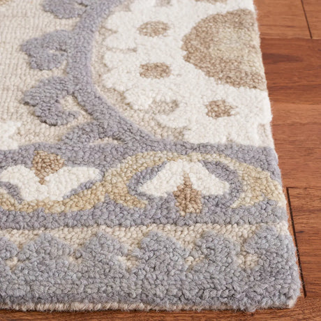 Safavieh Blossom 4'-0" x 6'-0" Rug in Grey / Beige