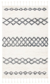 Safavieh Casablanca 4'-0" x 6'-0" Rug in Ivory / Dark Grey