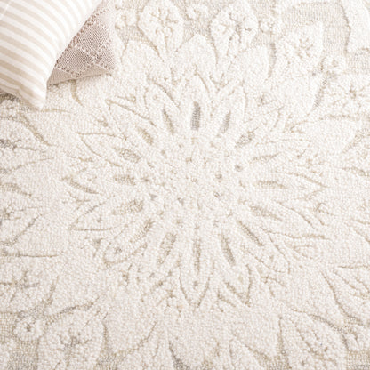 Safavieh Blossom Blm108F Ivory/Grey Area Rug