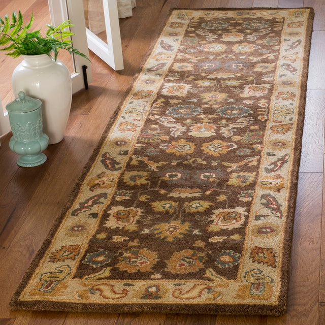 Safavieh Bergama brg136b Brown / Ivory Rugs