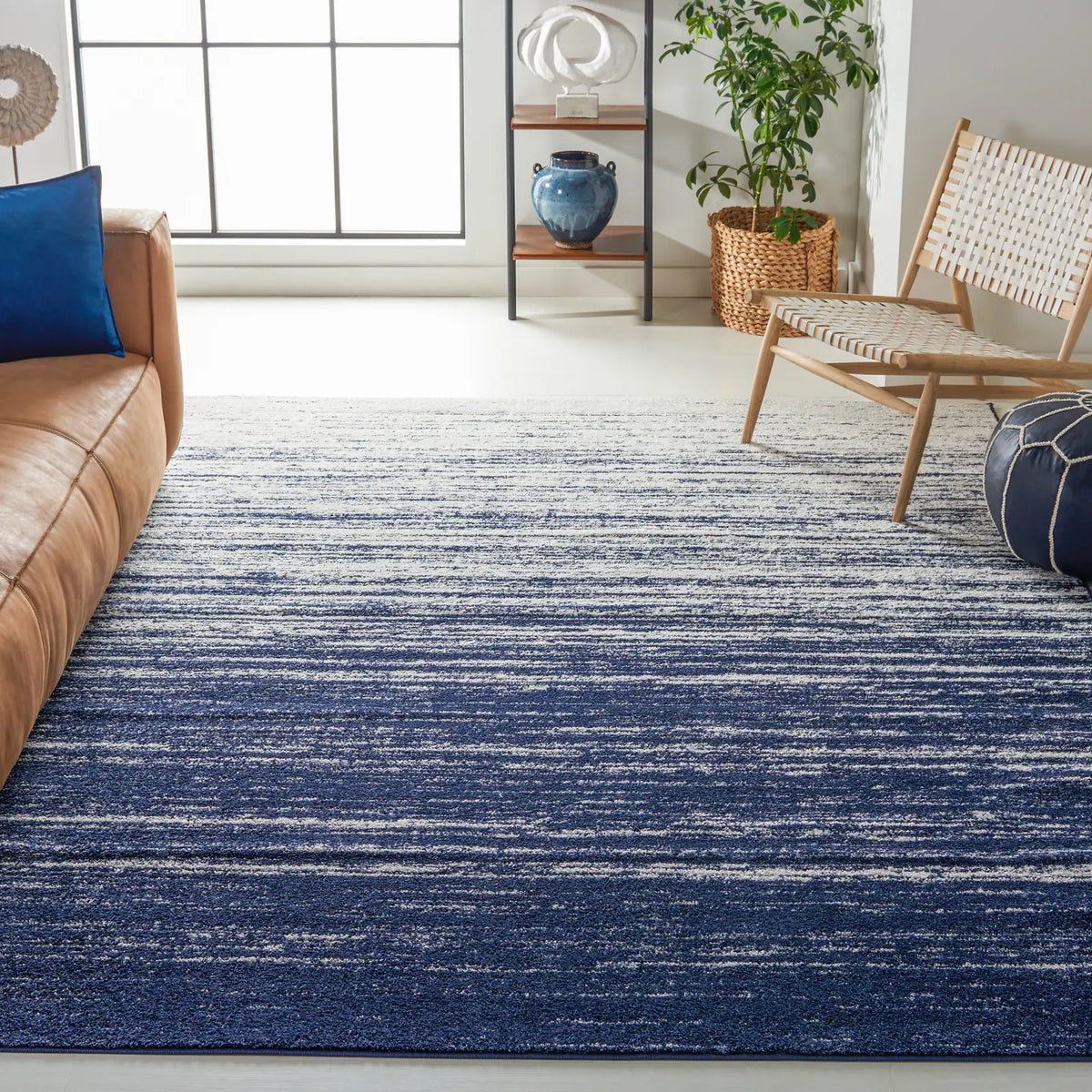Safavieh Adirondack 10'-0" x 14'-0" Rug in Navy / Ivory