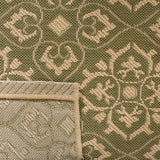 Safavieh Courtyard 4'-0" x 5'-7" Rug in Green / Creme