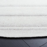 Safavieh Marbella 6'-0" x 6'-0" Rug in Grey / Ivory