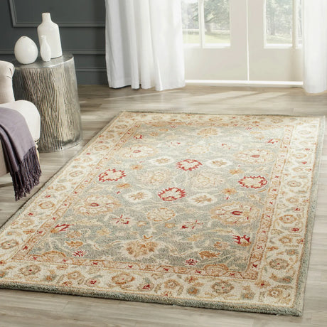 Safavieh Antiquity 4'-0" x 6'-0" Rug in Grey Blue / Beige