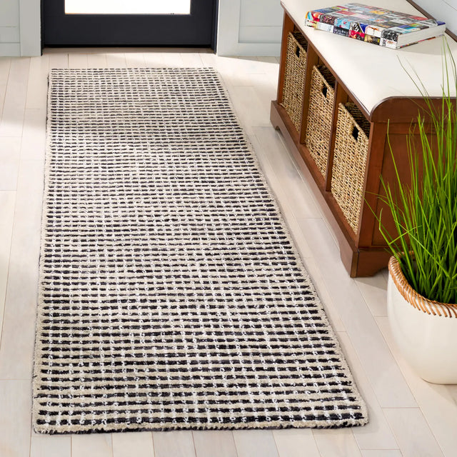 Safavieh Abstract 2'-3" x 8'-0" Rug in Black / Ivory