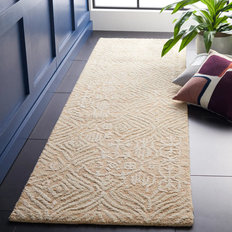 Safavieh Metro 2'-3" x 8'-0" Rug in Gold / Ivory