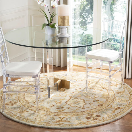Safavieh Antiquity 6'-0" x 6'-0" Rug in Light Grey