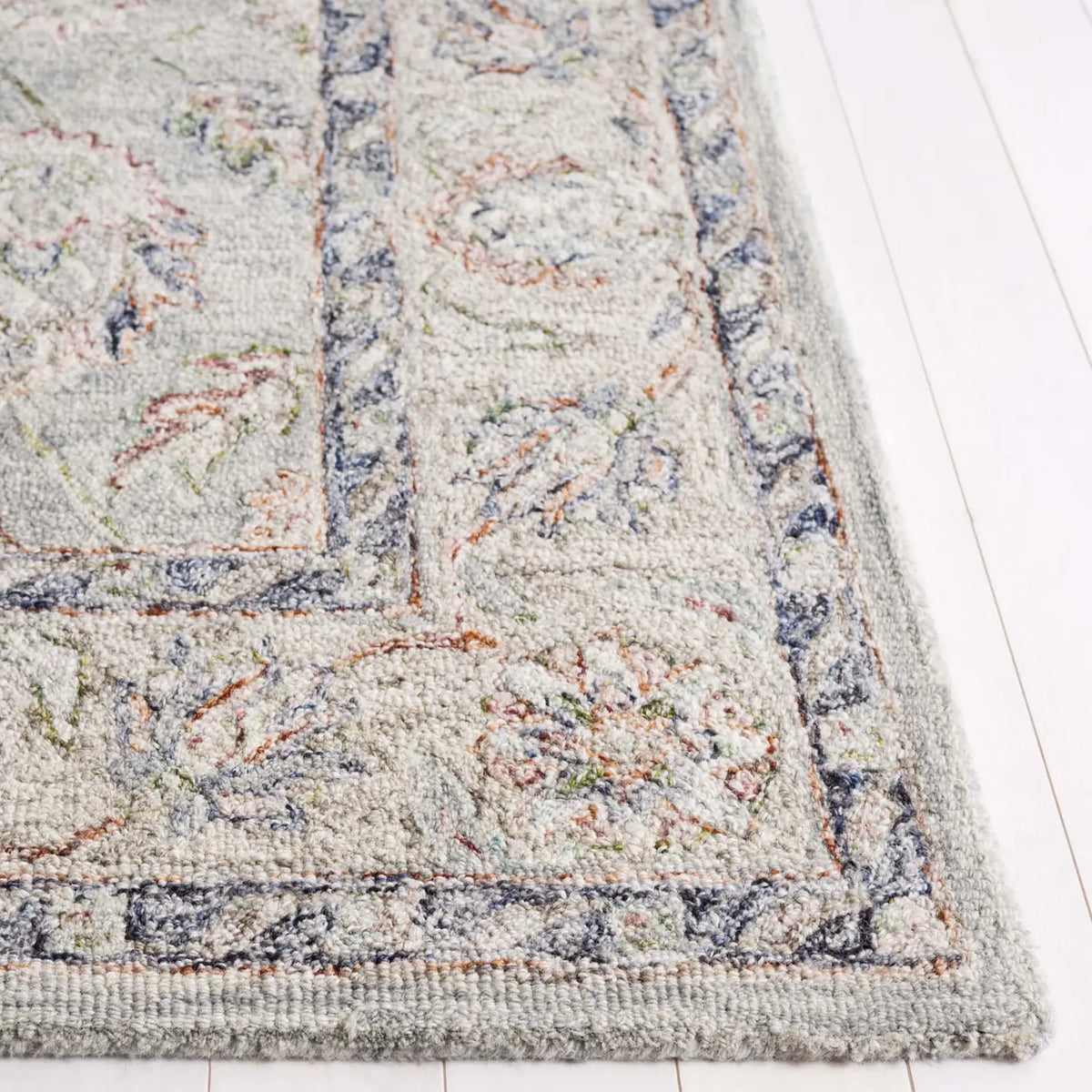 Safavieh Metro 4'-0" x 6'-0" Rug in Grey / Rust