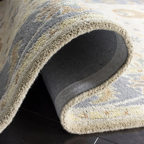 Safavieh Anatolia 4'-0" x 6'-0" Rug in Taupe / Grey