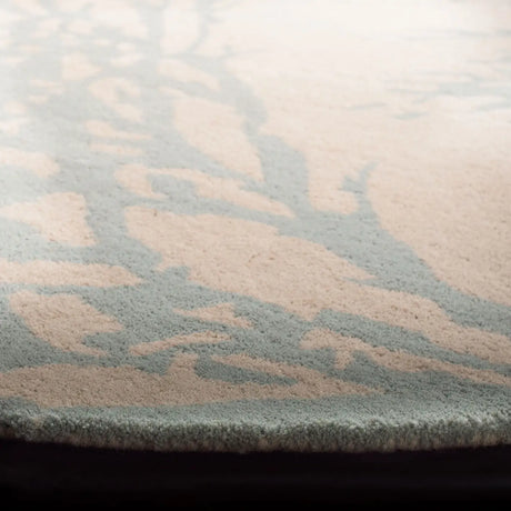 Safavieh Bella 5'-0" x 5'-0" Rug in Beige / Blue