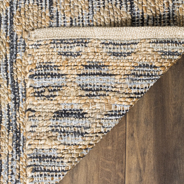 Safavieh Cape Cod 5'-0" x 8'-0" Rug in Black / Natural
