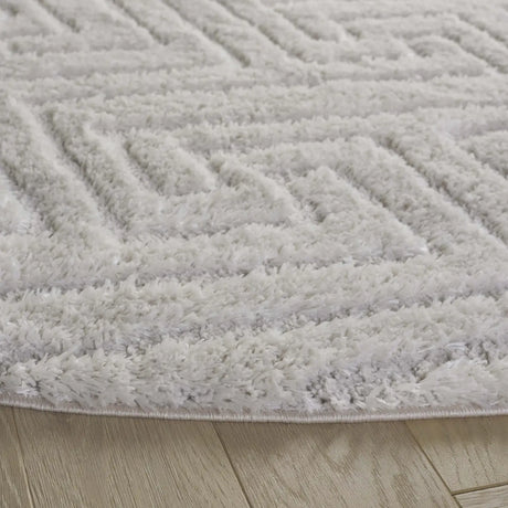 Safavieh Tahoe Shag 6'-7" x 6'-7" Rug in Ivory