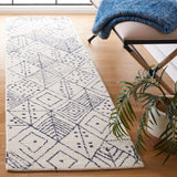 Safavieh Casablanca 2'-3" x 9'-0" Rug in Ivory / Blue